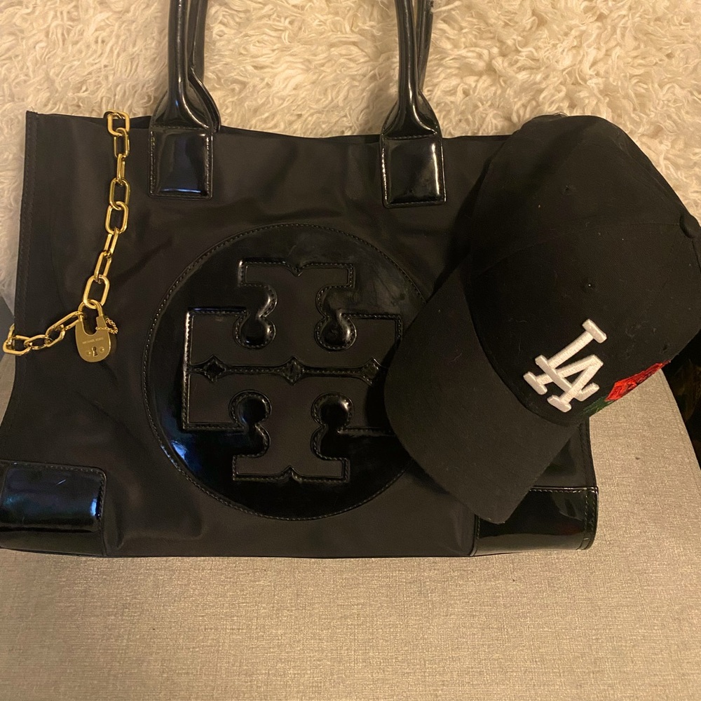 Tory Large Elle bag 💼 💯 Authentic